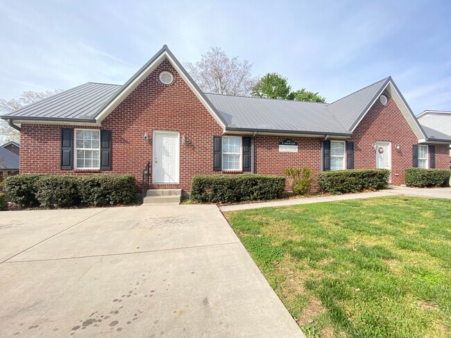 Photo - 200 E 14th St Unit A