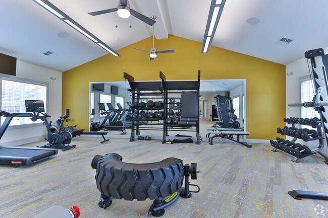 Fitness Center - Ridge at Rolling Hills