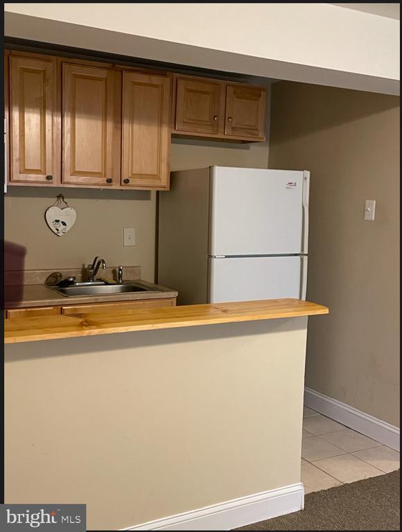 Building Photo - 16649 Geddy Ct Unit B