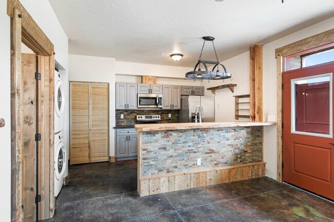 Photo - 6240-6243 Three Needles Ln Unit 101
