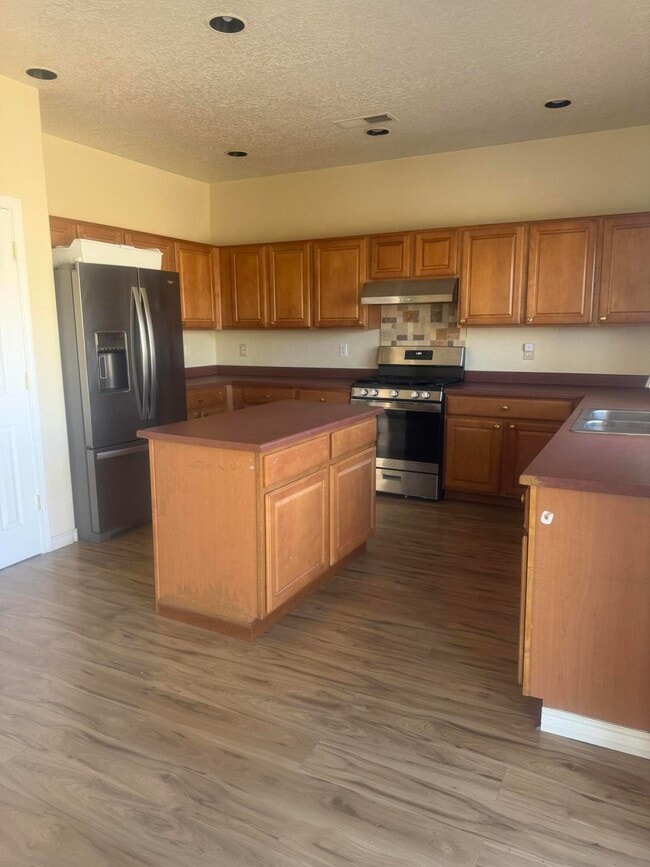 Photo - 1012 Kiska St NW