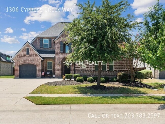 Building Photo - 1306 Cypress Creek Way
