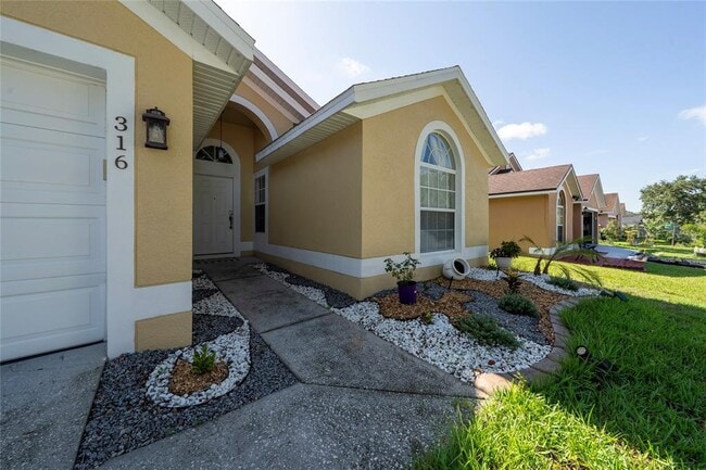 Photo - 316 Westscott Dr