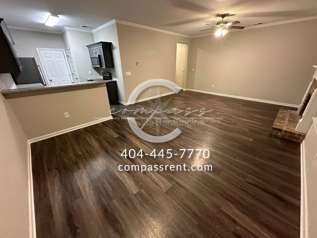 Photo - 119 Squarewood Ln NW