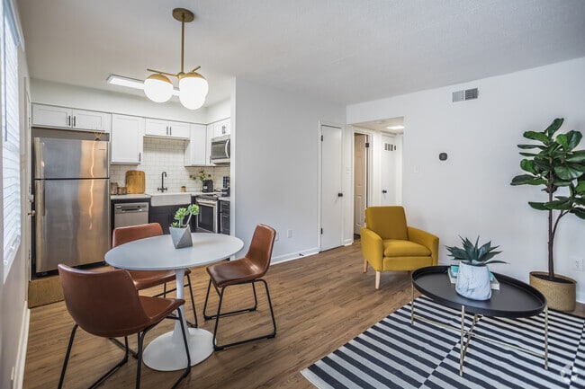 2HAB, 1BA - 1023SF