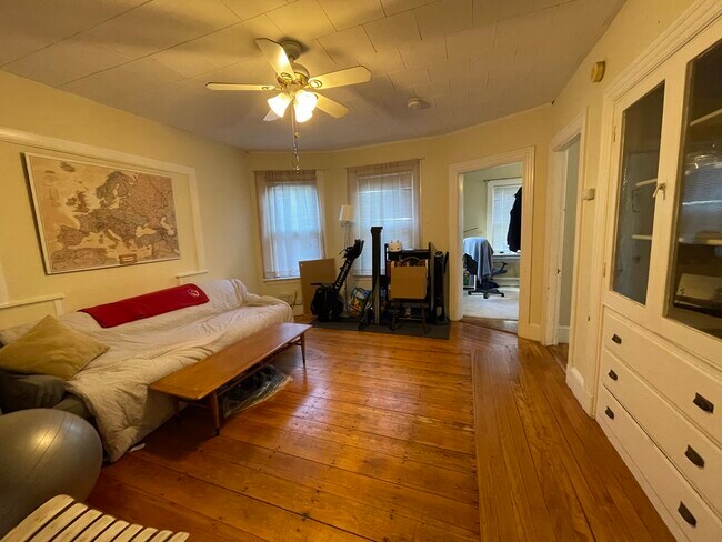 Photo - 21 College Ave Unit 1