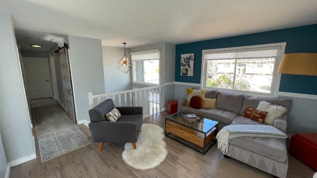 Photo - 1025 Sparta Dr