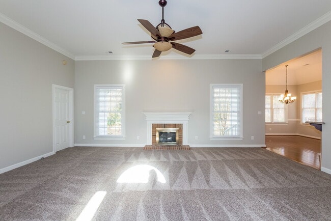 9424 Arborview Ct