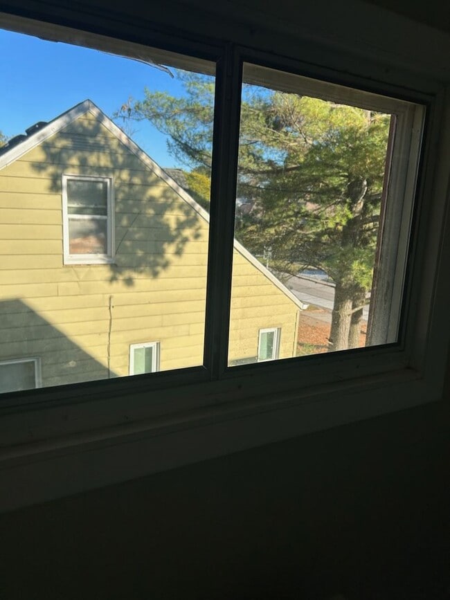 Photo - Charming 4-Bedroom Property in Prime Location