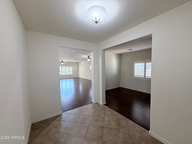 Photo - 16549 W Rowel Rd