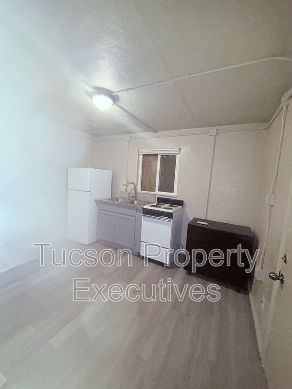 Photo - 234 E 32nd St