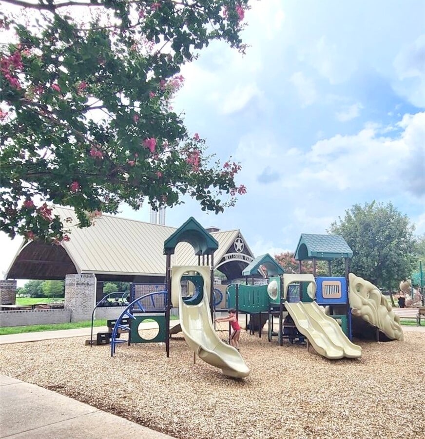 Photo - 3311 Whitebud Dr