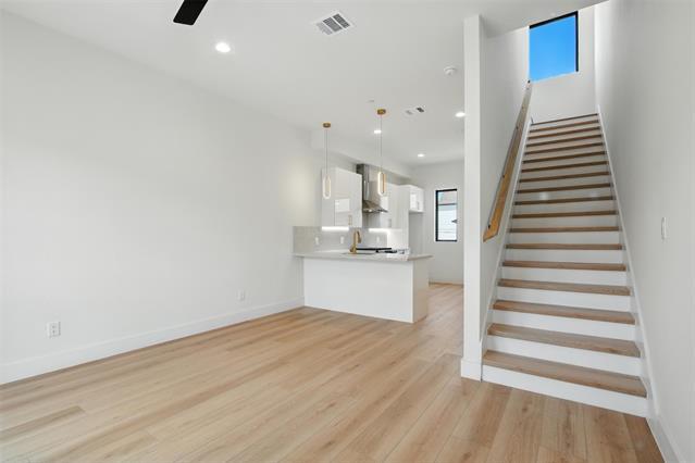 Photo - 1425 N Garrett Ave Unit 107