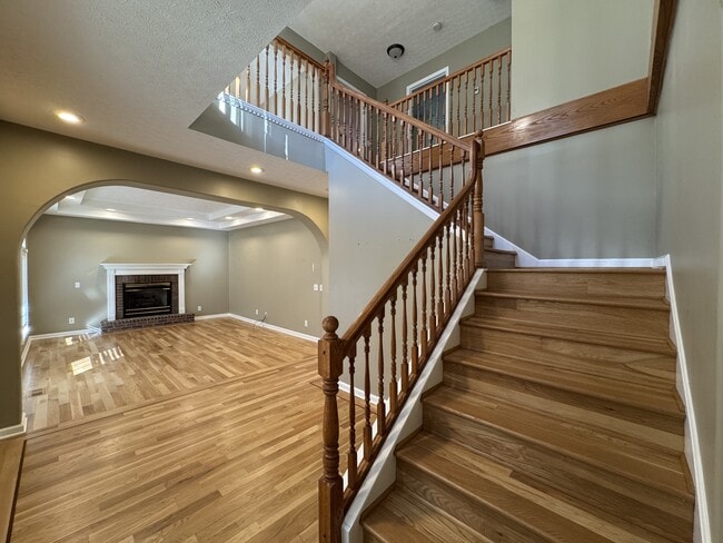 Photo - 126 Skiatook Way