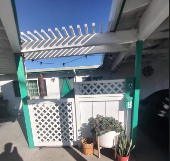 Building Photo - 1049 Trinity Ave Unit #A