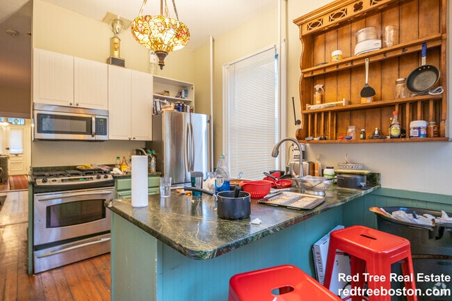 Building Photo - 48 Alleghany St Rental