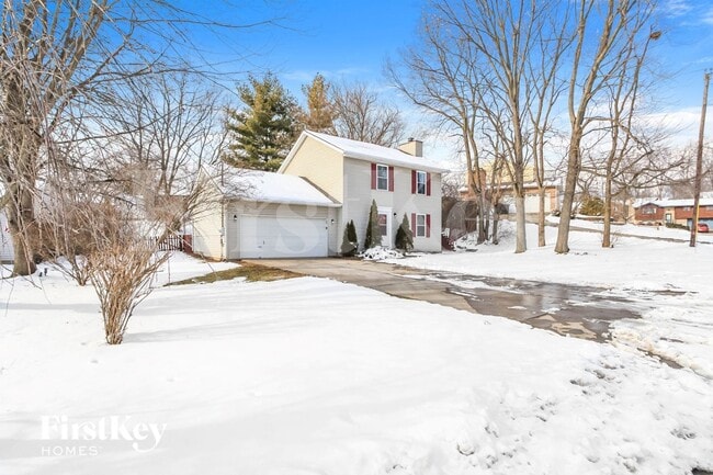 Photo - 215 Rachel Ln