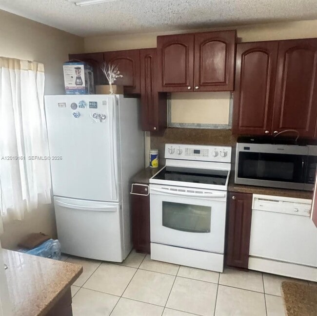 Photo - 14172 SW 121st Pl Unit 4