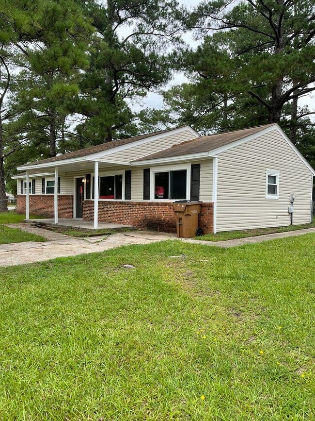 Photo - Inviting on Ivey!