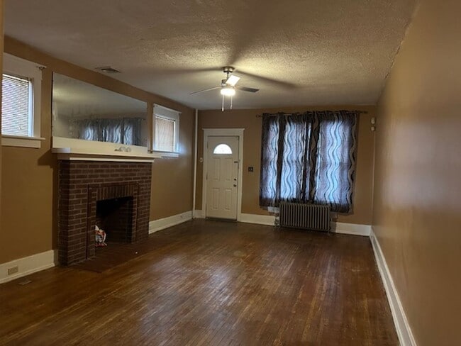 Photo - 2020 Chestnut St