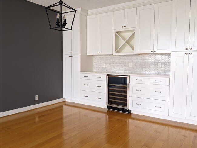 Photo - 5001 Woodway Dr Unidad 1406