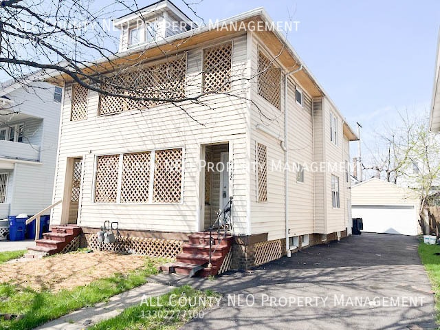 Building Photo - 3412 W 117th St Unit Down