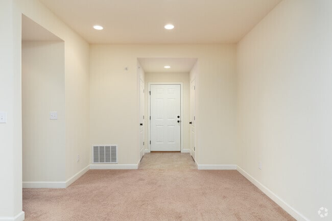 2BR, 2BA - 1,065SF - Dining Room