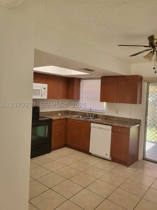 Photo - 2554 NW 52nd Ave Unit C19