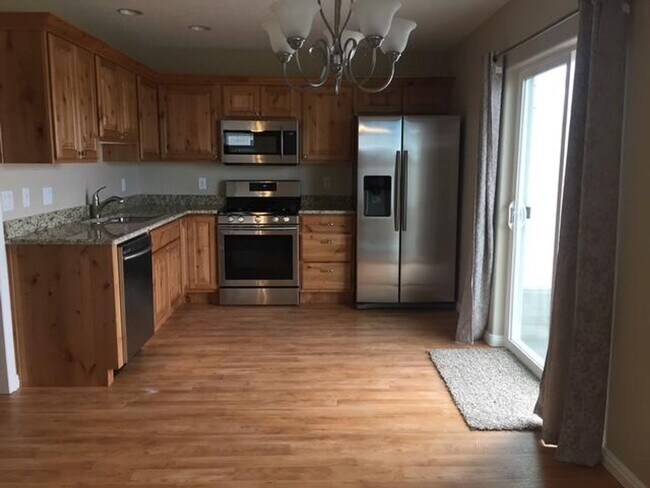 Photo - 3 Bed - 2.5 Bath Twin Home -Gemini Meadows