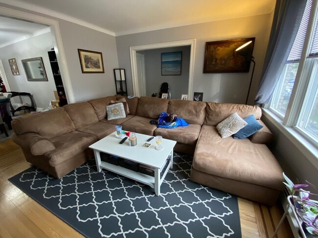 Photo - 43 W 36th St Unit 1
