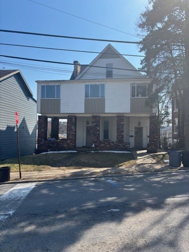 Photo - 303 5th Ave Unit #3