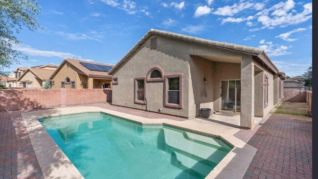 Building Photo - Rancho Sahuarita