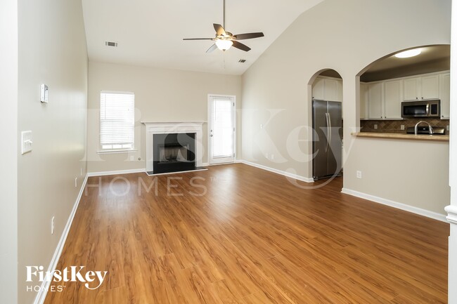 Photo - 23 Hamilton Blvd NW