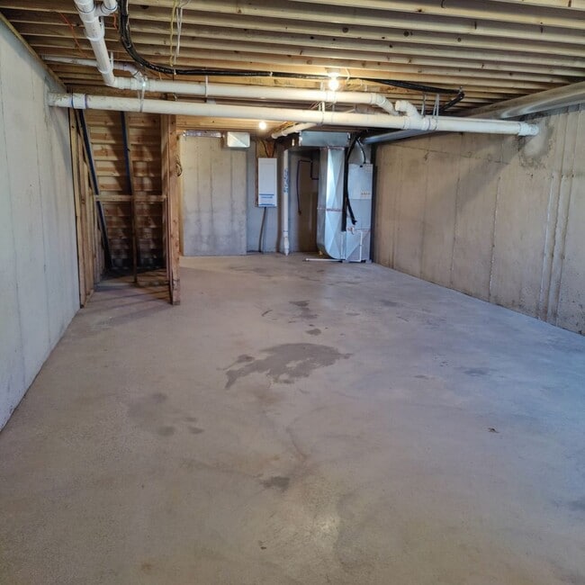 Brand New 2-Bedroom Townhome w/ Unfinished... - Brand New 2-Bedroom Townhome w/ Unfinished...