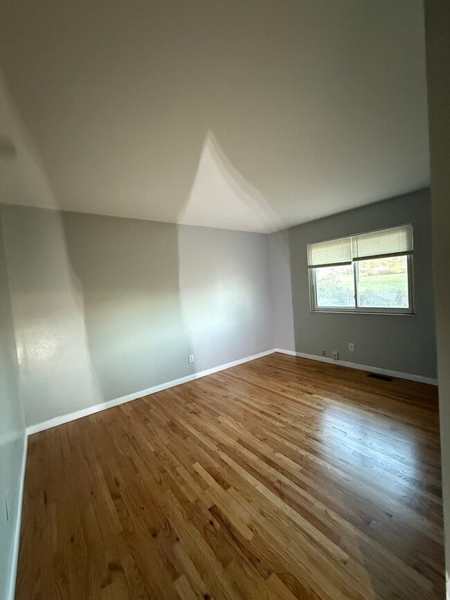 Photo - 2353 Blue Heron Dr