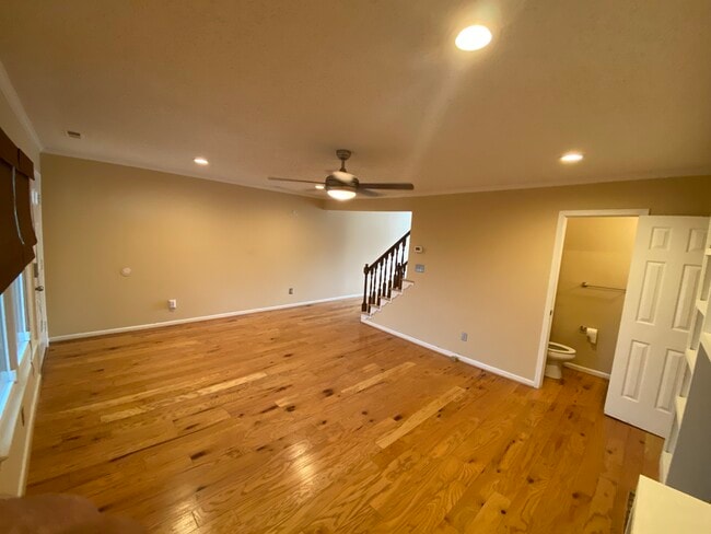 1st floor - 524 Pine Tops Ct Unit 524