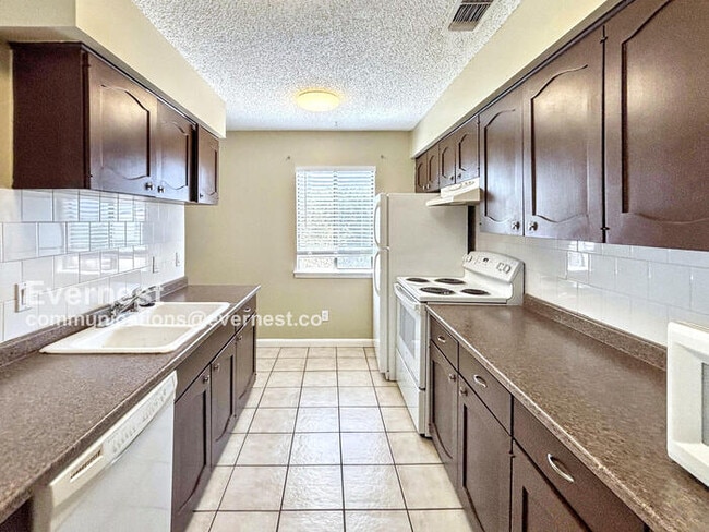 Photo - 5801 Thunderbird St Unit # B-23