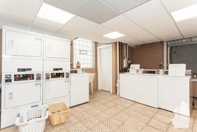Photo - 516 W Melrose St Unidad #314