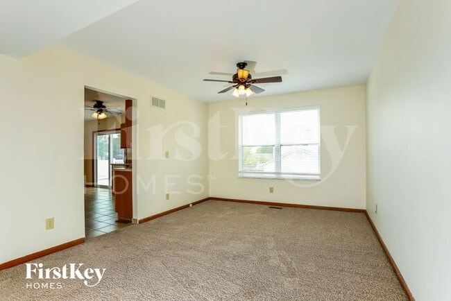 Photo - 2 Red Cedar Parc Ct