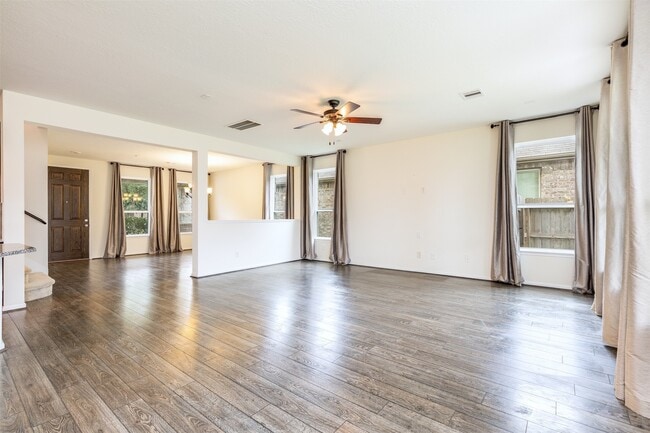 Photo - 15623 Hanover Breeze Ln