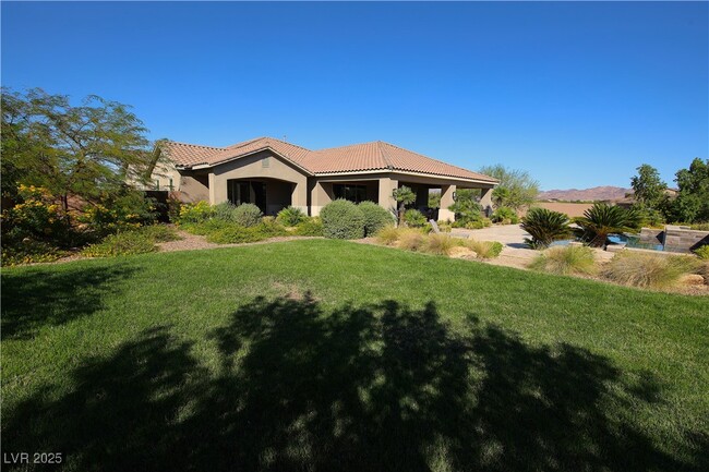 Building Photo - 421 Foxhall Rd