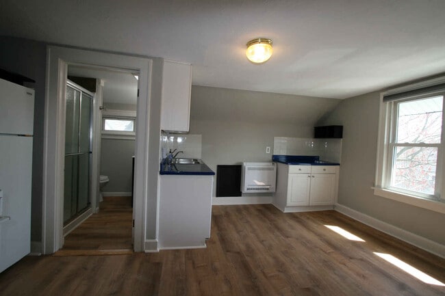 Photo - 13823 Clifton Blvd Unit 3