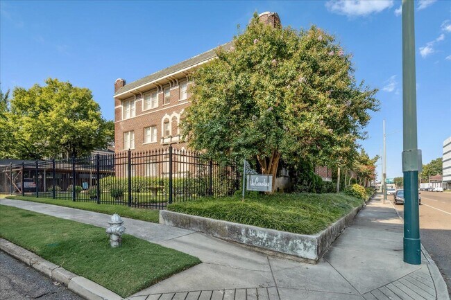 Photo - 1789 Madison Ave