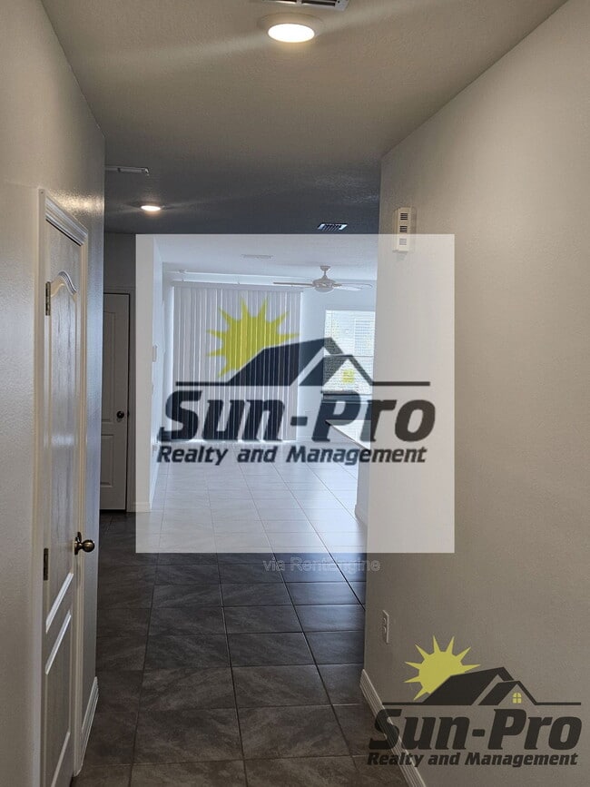 Photo - 11 BELLA LAGO Cir