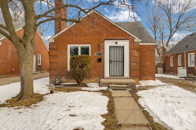 Photo - 4712 Cadieux Rd