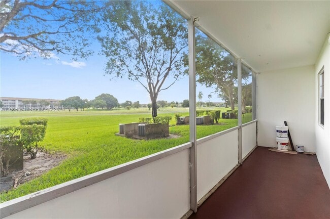 Photo - 301 SW 135th Ave Unit 105C