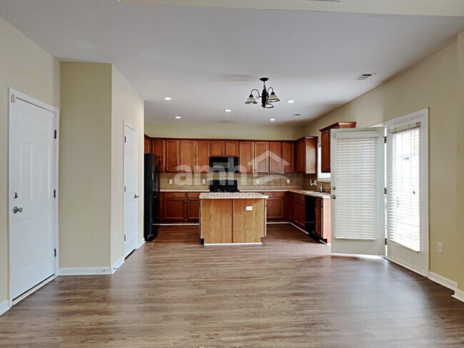 Photo - 108 Jordan Crest Ct