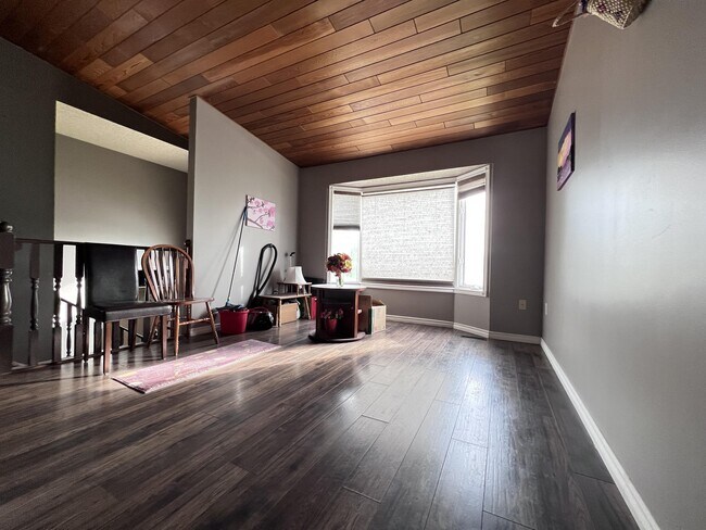 Photo - 7909 Mission Heights Dr