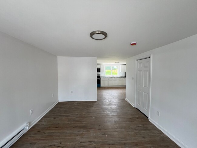 Photo - 1143-1145 Eynon St Unidad 1143