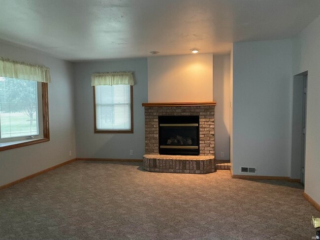 Photo - 1660 Green Rd